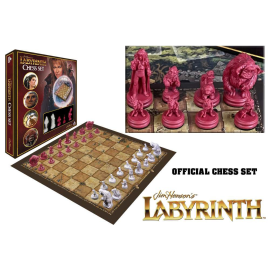 Labyrinth Chess Set