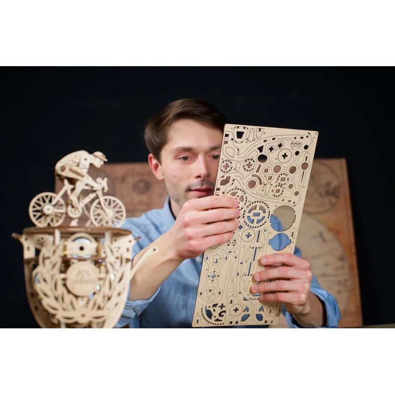 UGEARS Modèles Mécaniques: CYCLISTE