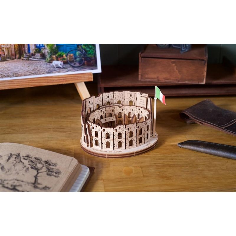 Maquette en bois Colosseum