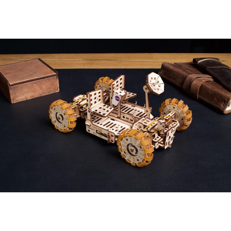 Maquette en bois NASA Lunar Rover